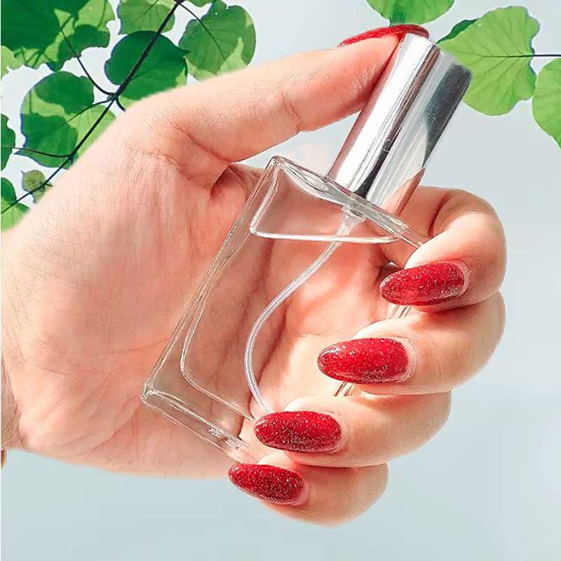 خرید عطر نارکوتیک زنانه برند نیلوفای | بهترین انتخاب برای رایحه گرم و ماندگار - تصویر 2